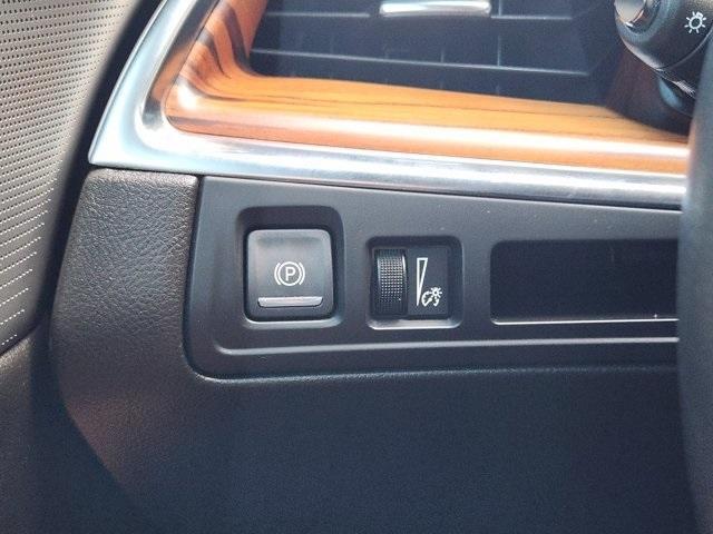Photo of 2022 Dark Moon Blue Metallic Cadillac XT5