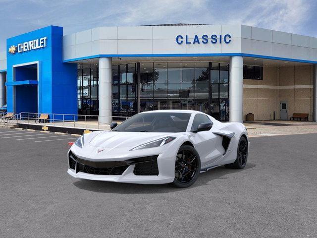 Photo of 2025 Arctic White Chevrolet Corvette
