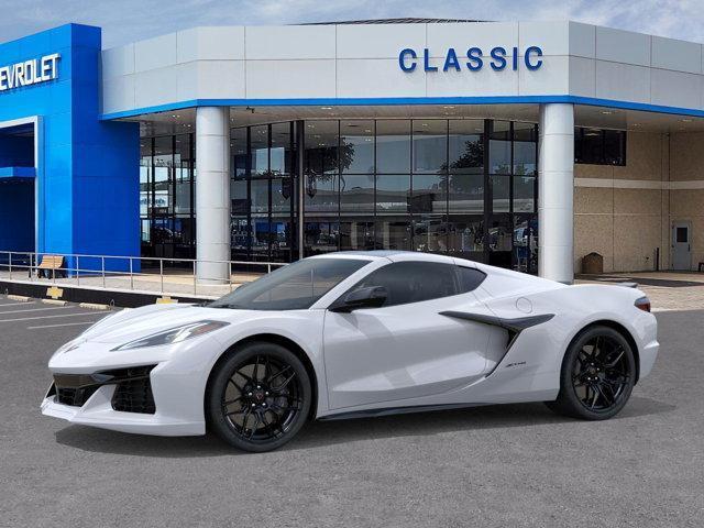 Photo of 2025 Arctic White Chevrolet Corvette