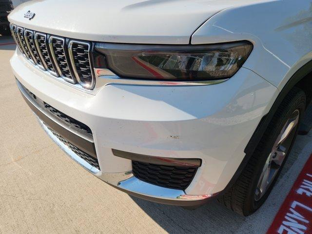 Photo of 2021 Bright White Clearcoat Jeep Grand Cherokee L