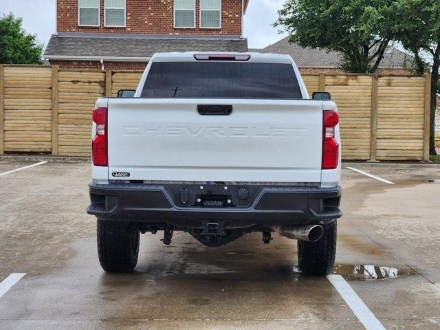 Photo of 2021 Summit White Chevrolet Silverado 2500