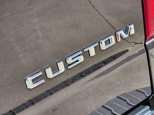 Photo of 2021 Oxford Brown Metallic Chevrolet Silverado 1500
