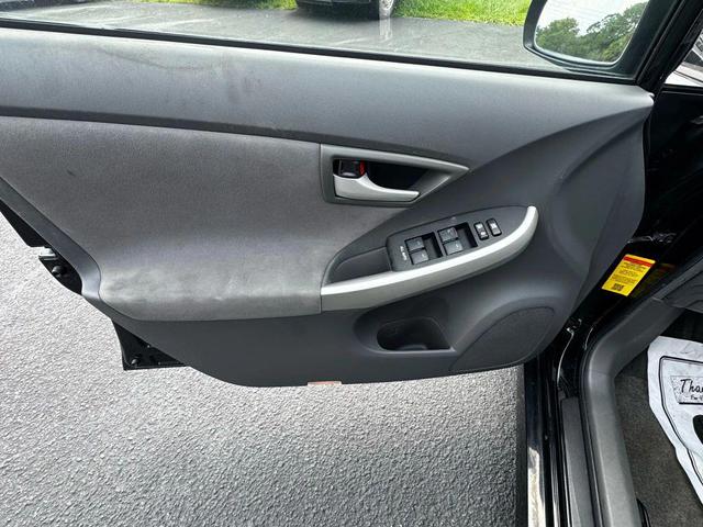 Photo of 2010 Black Toyota Prius