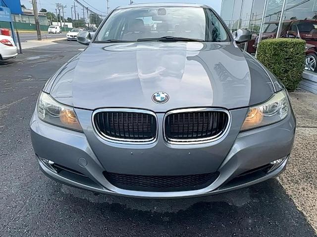 Photo of 2011 Dark Gray Metallic BMW 328