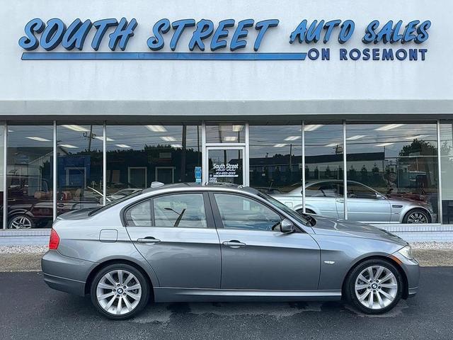 Photo of 2011 Dark Gray Metallic BMW 328