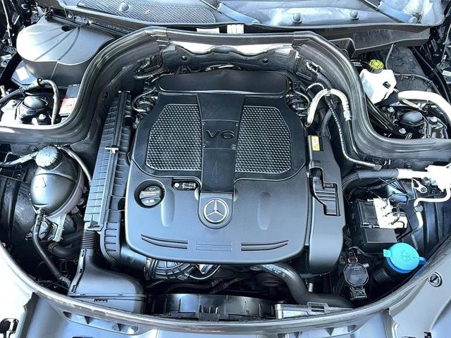 Photo of 2015 Black Mercedes-Benz GLK-Class
