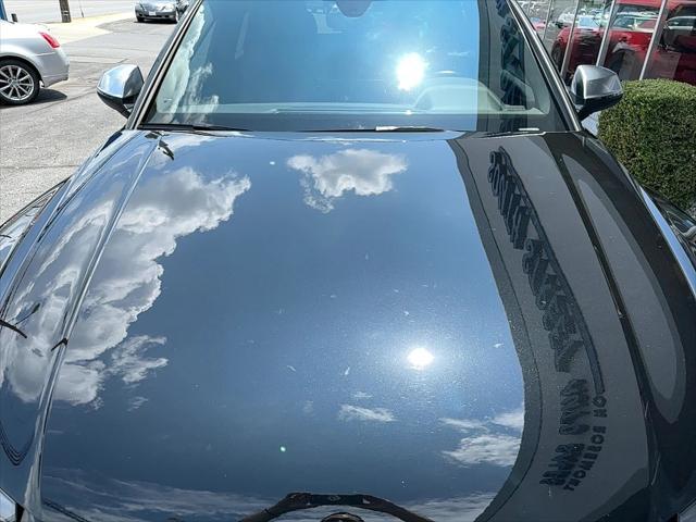 Photo of 2022 Mythos Black Metallic Audi SQ5