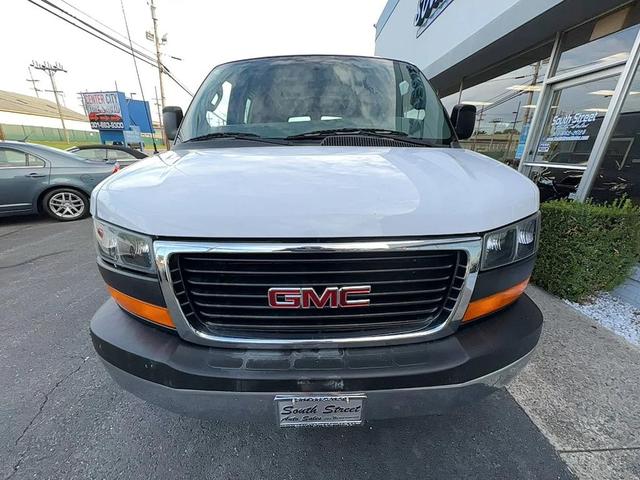 Photo of 2017 Summit White GMC Savana 2500