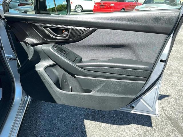 Photo of 2018 Bright Silver Metallic Subaru Crosstrek