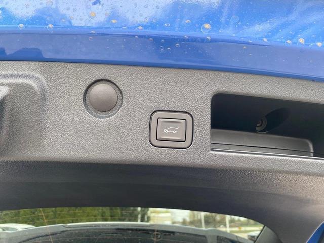 Photo of 2025 Metallic GMC Terrain