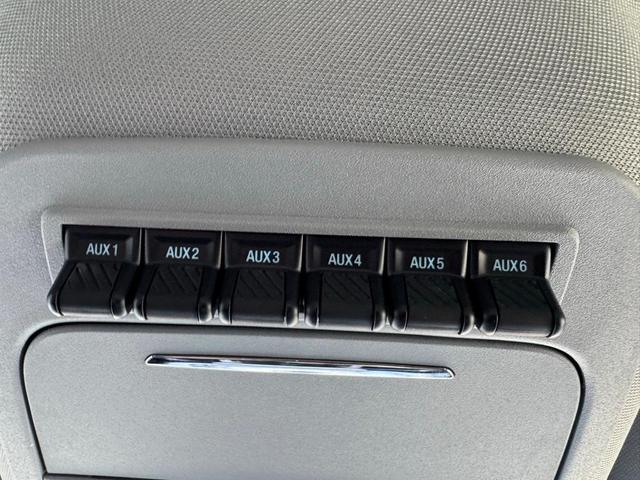 Photo of 2024 Agate Black Metallic Ford F-250