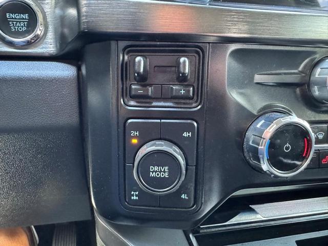 Photo of 2024 Agate Black Metallic Ford F-250