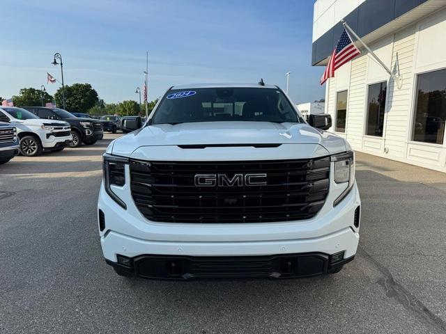 Photo of 2024 Summit White GMC Sierra 1500