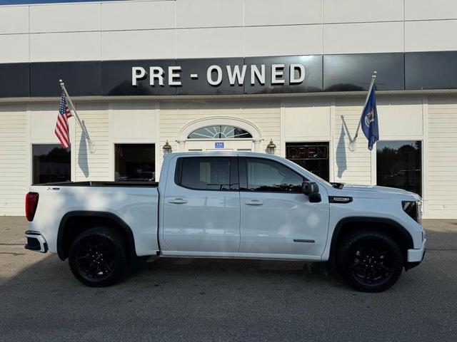 Photo of 2024 Summit White GMC Sierra 1500