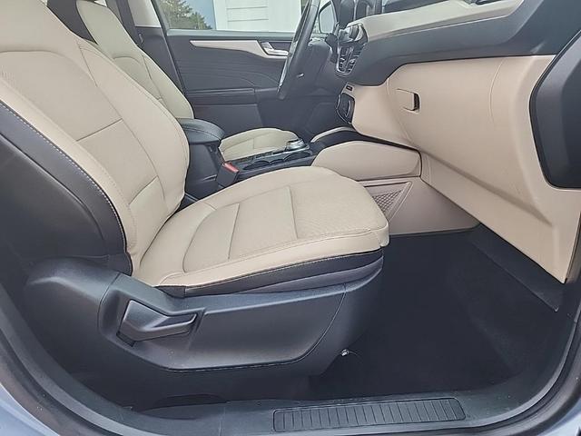Photo of 2022 Ice Blue Ford Escape