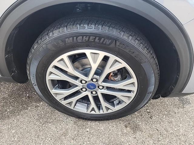 Photo of 2022 Ice Blue Ford Escape