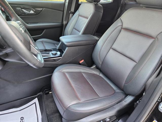 Photo of 2024 Black Chevrolet Blazer