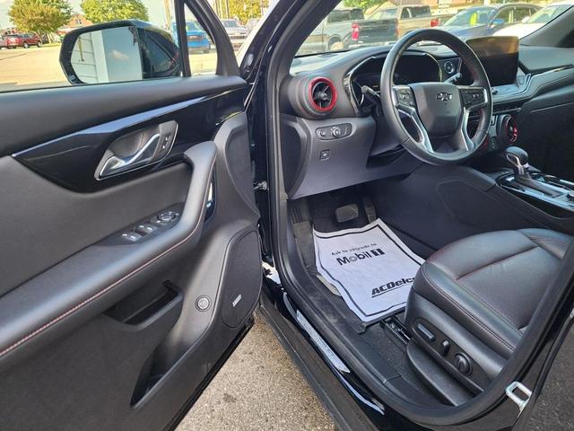 Photo of 2024 Black Chevrolet Blazer