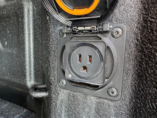 Photo of 2021 Oxford Brown Metallic Chevrolet Silverado 1500