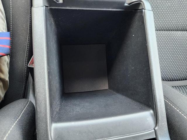 Photo of 2023 Summit White GMC Acadia