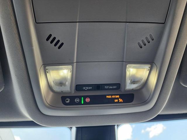 Photo of 2023 Summit White GMC Acadia