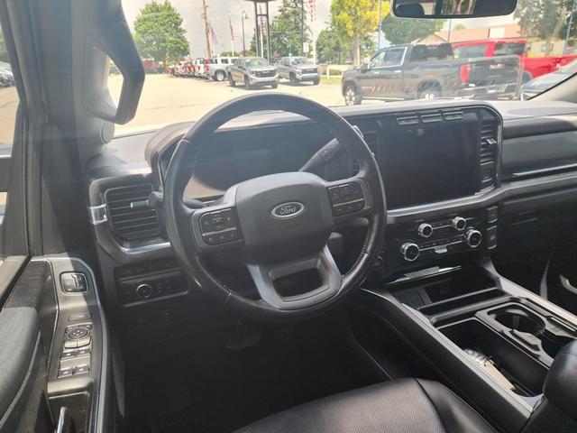 Photo of 2023 Oxford White Ford F-250