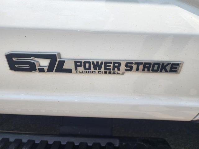 Photo of 2023 Oxford White Ford F-250