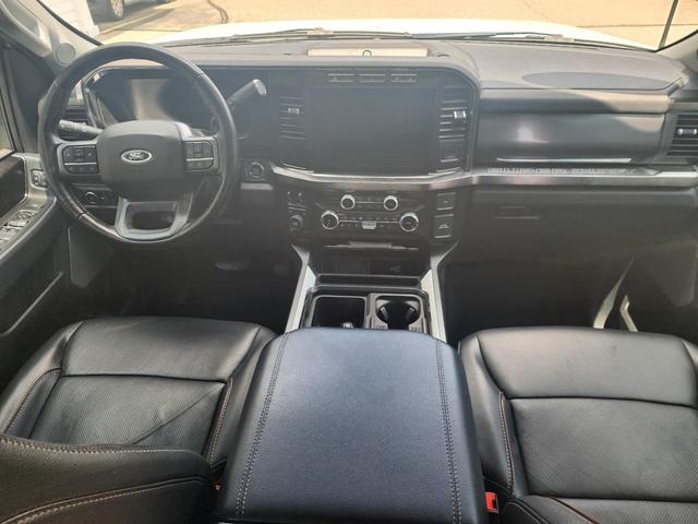 Photo of 2023 Oxford White Ford F-250