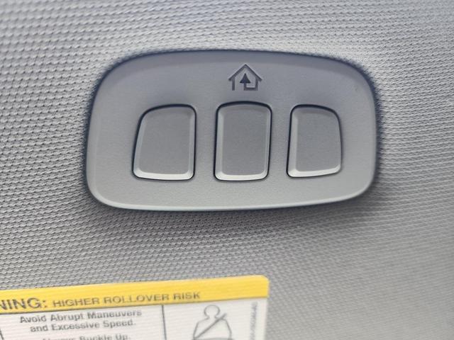 Photo of 2023 Oxford White Ford F-250