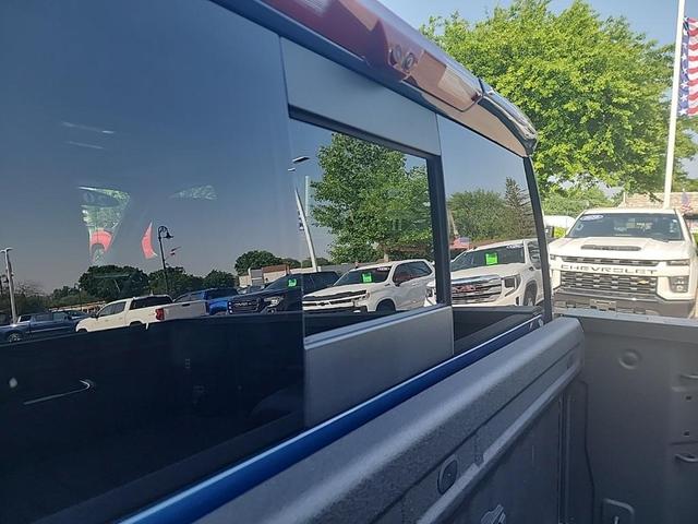 Photo of 2024 Metallic GMC Sierra 1500
