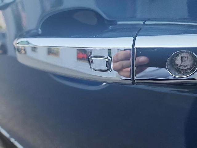 Photo of 2024 Metallic GMC Sierra 1500