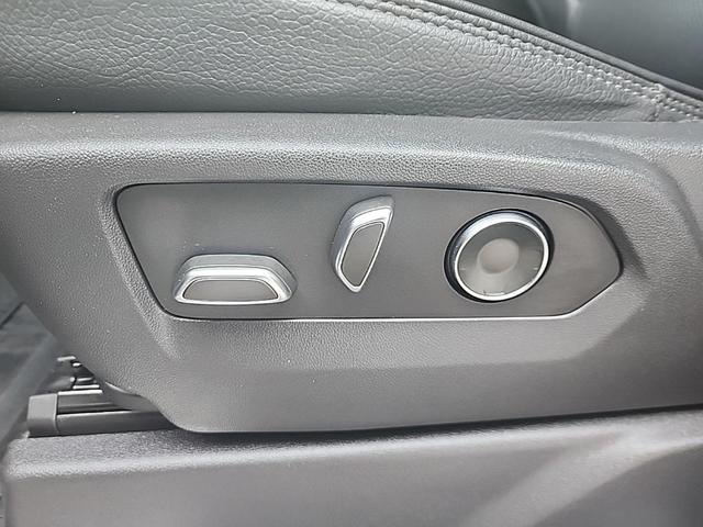 Photo of 2024 Metallic GMC Sierra 1500