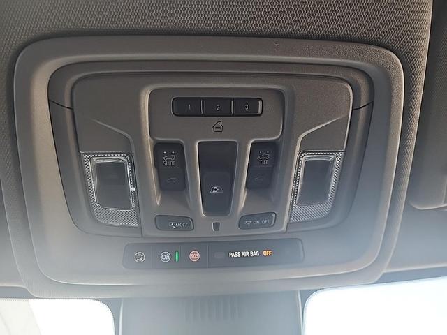 Photo of 2024 Metallic GMC Sierra 1500