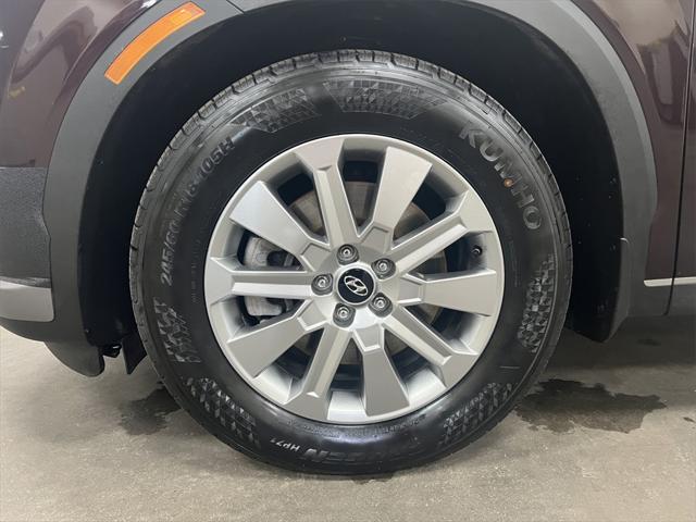 Photo of 2023 Sierra Burgundy Hyundai PALISADE