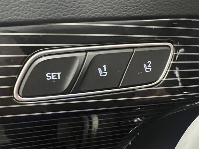 Photo of 2024 Hyper White Hyundai PALISADE