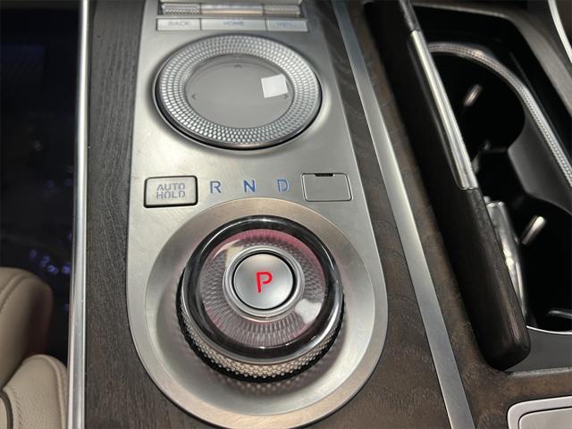 Photo of 2022 Himalayan Gray Genesis GV80