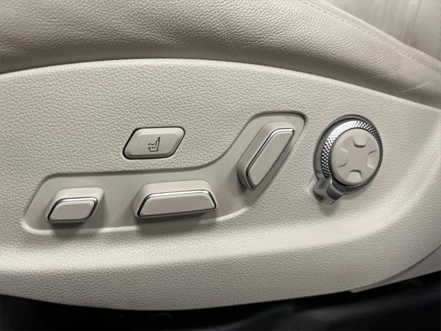 Photo of 2022 Himalayan Gray Genesis GV80