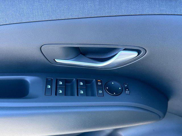 Photo of 2025 Amazon Gray Hyundai TUCSON Hybrid