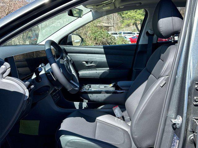Photo of 2025 Amazon Gray Hyundai TUCSON Hybrid