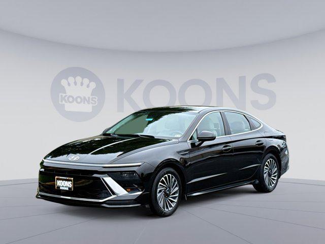 2025 Hyundai Sonata Hybrid