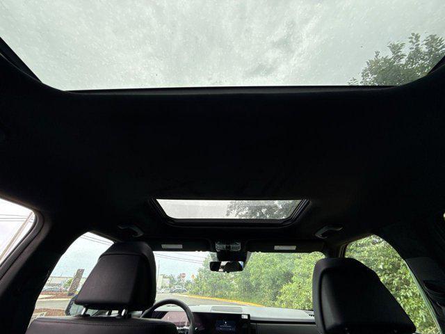 Photo of 2025 Hampton Gray Hyundai SANTA FE