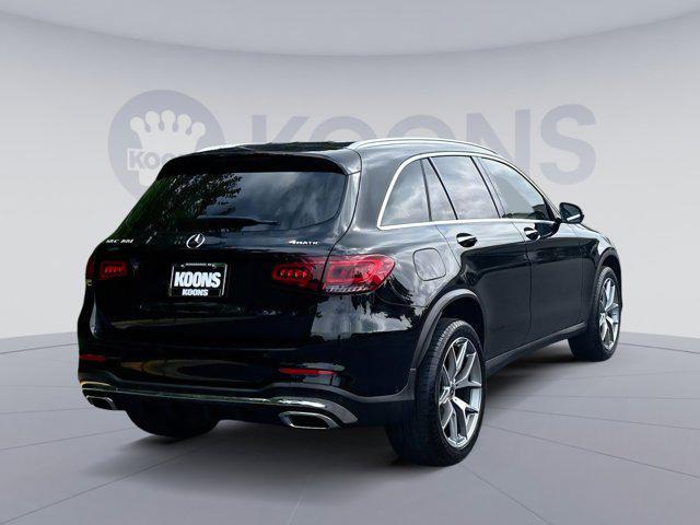 Photo of 2022 Black Mercedes-Benz GLC 300