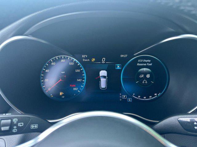 Photo of 2022 Black Mercedes-Benz GLC 300