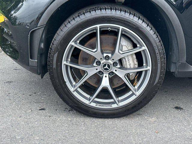 Photo of 2022 Black Mercedes-Benz GLC 300