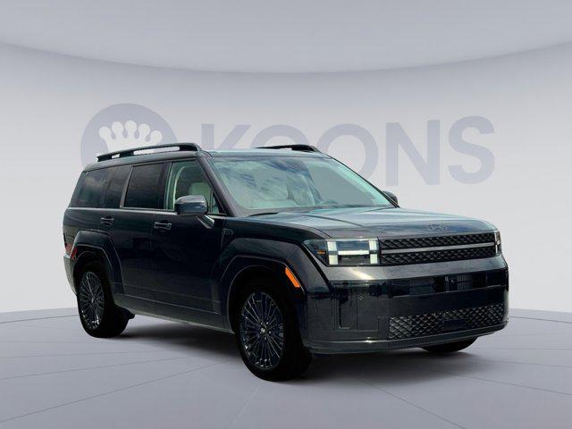 Photo of 2025 Phantom Black Hyundai SANTA FE HEV