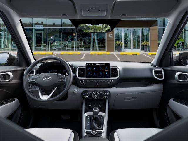 Photo of 2025 Onyx Black Hyundai VENUE