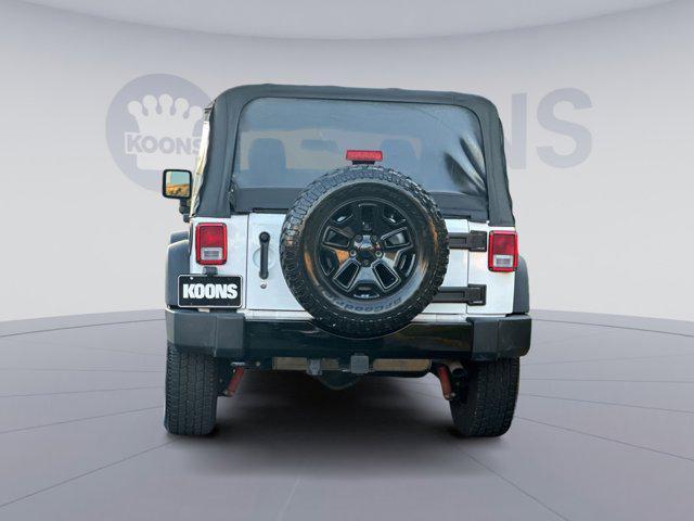 Photo of 2018 Bright White Clearcoat Jeep Wrangler JK