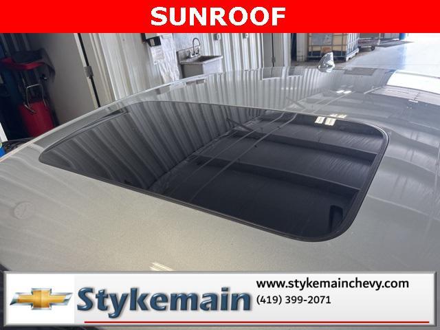 Photo of 2024 Solar Silver Metallic Honda Accord Hybrid