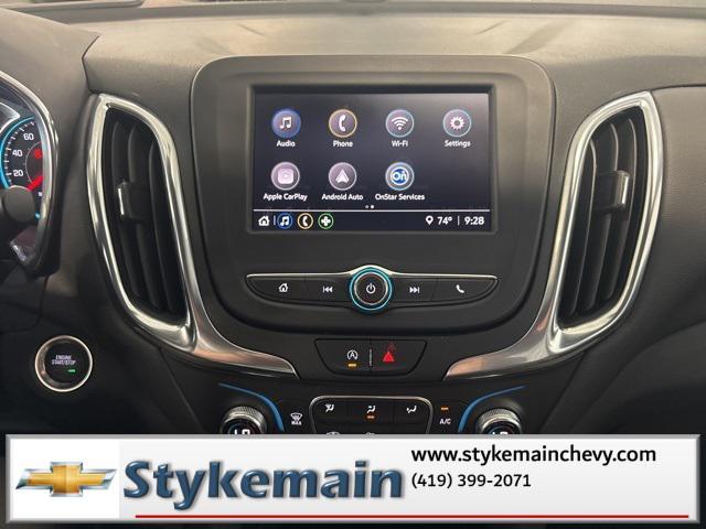 Photo of 2022 Blue Glow Metallic Chevrolet Equinox