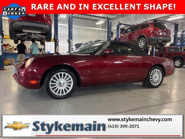 2004 Ford Thunderbird